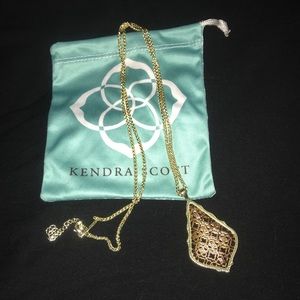 Kendra Scott necklace
